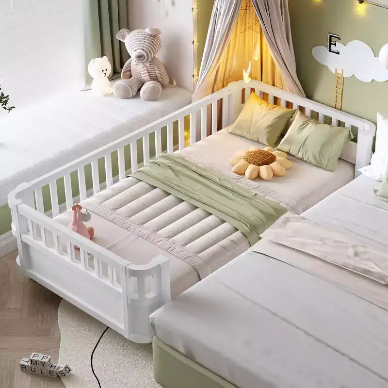 Letto a piattaforma singolo bianco per bambini con spondina di sicurezza rimovibile, per 1 bambino
