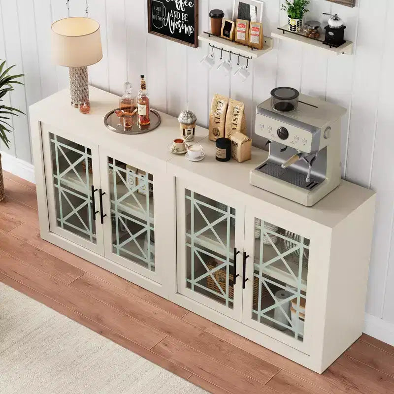 Credenza a 4 ante stile Farmhouse, Beige / Nera / Color Legno con Ante in Vetro – Posti a sedere 1